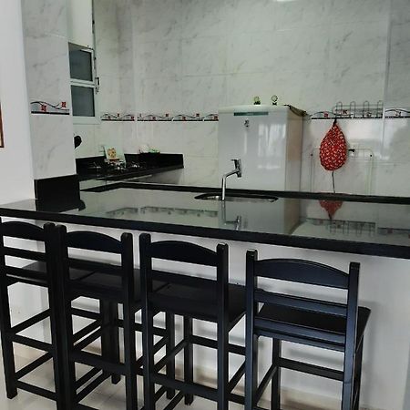Kitnet Guaruja Pitangueiras Apartment Exterior photo